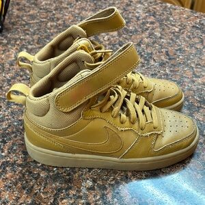 Nike Kids Shoes - Tan